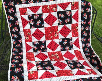 Minnie Mouse quilt