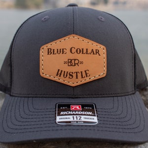 Blue Collar Hustle, Richardson 112, chapeau en cuir, soudeur, pipeline, chapeau de soudeur, chapeau de pipeline, ferronnier, chemise à col bleu