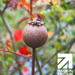 Metal Garden Flower Ornament | Rusty Metal Poppy Seedhead | Garden Decoration | Garden Gift For Her & Him