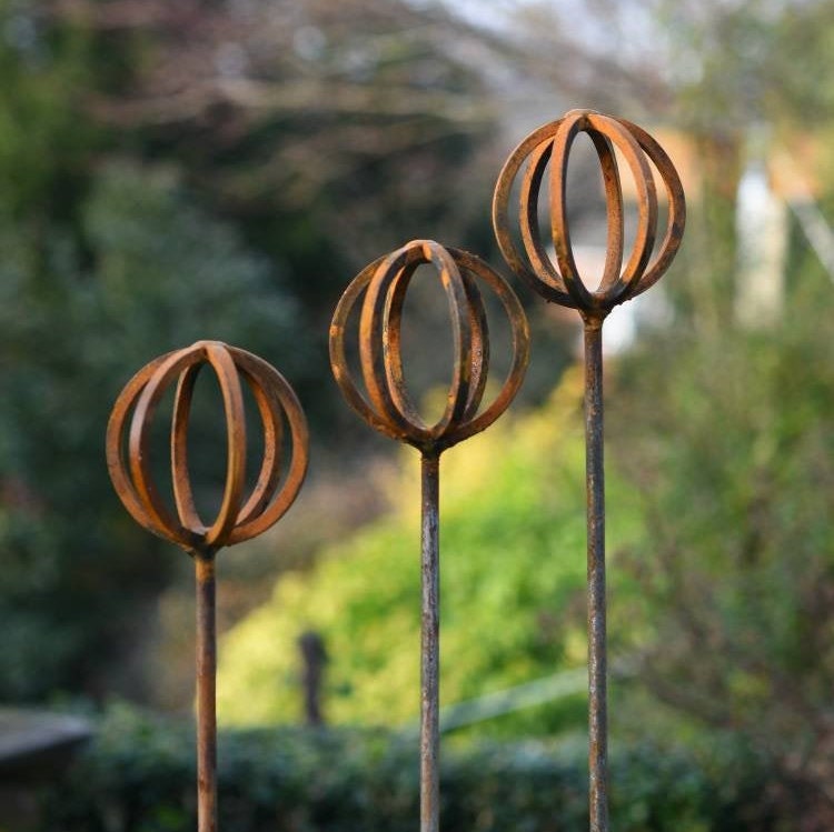 Rusty Metal Garden Ornament Rustic Garden Sculpture Garden Etsy UK