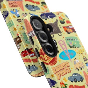 Funda para iPhone y Android inspirada en Disney - Cars Land / Accesorios para teléfonos Disney / Regalos Disney / Radiator Springs / Rayo McQueen imagen 8