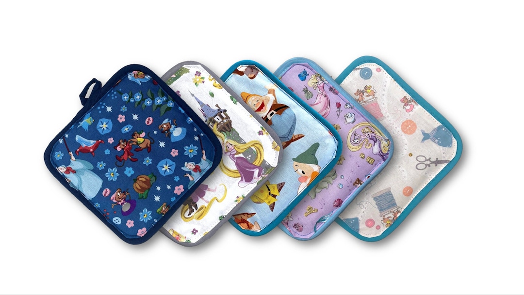 Disneyinspired Pot Holders Princesses Disney Kitchen Princess Cookware