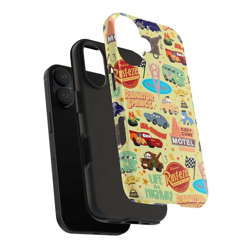 Funda para iPhone y Android inspirada en Disney - Cars Land / Accesorios para teléfonos Disney / Regalos Disney / Radiator Springs / Rayo McQueen imagen 4