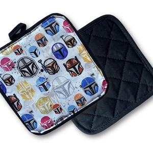 Disney-Inspired Pot Holders | Star Wars Kitchen | Darth Vader Kitchen | Star Wars Cookware | Disney Gifts | Baby Yoda | Darth Vader | Mando Mandalorian Helmet