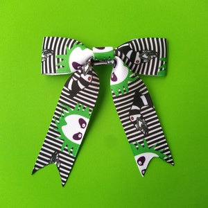 Beetlejuice Striped Mini Bow