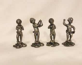 Figure monk series Peltro in tin with green felt on the ground