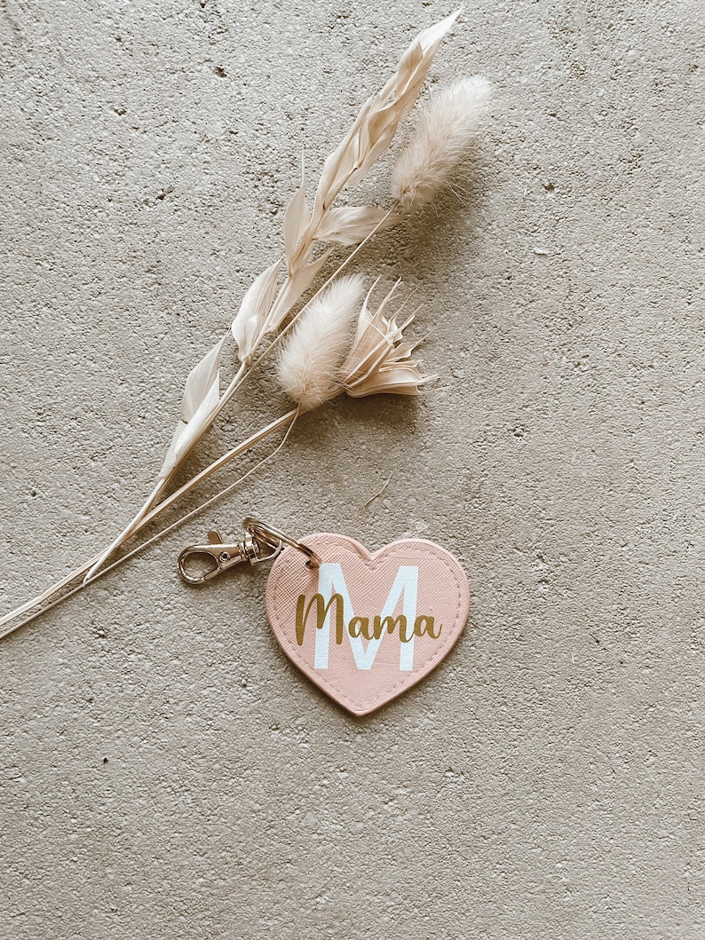 Keyring best mom Mother's Day gift heart Pendant with name Gift idea Mother's Day Valentine's Day gift idea image 1