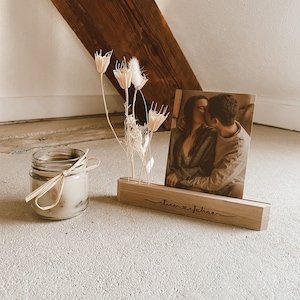 Holz Fotoständer für Trockenblumen | Personalisierbares Geschenk | Geschenkidee zum Jahrestag | Geschenkidee für Sie | Geschenkidee für Ihn