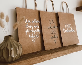 Gift bag with label | special gift wrapping | Christmas gift | small gift idea | gift idea for work colleagues