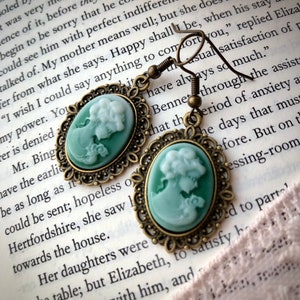 Cameo Earrings, Green Cameo Earrings, Regency Earrings, Regency Style Earrings
