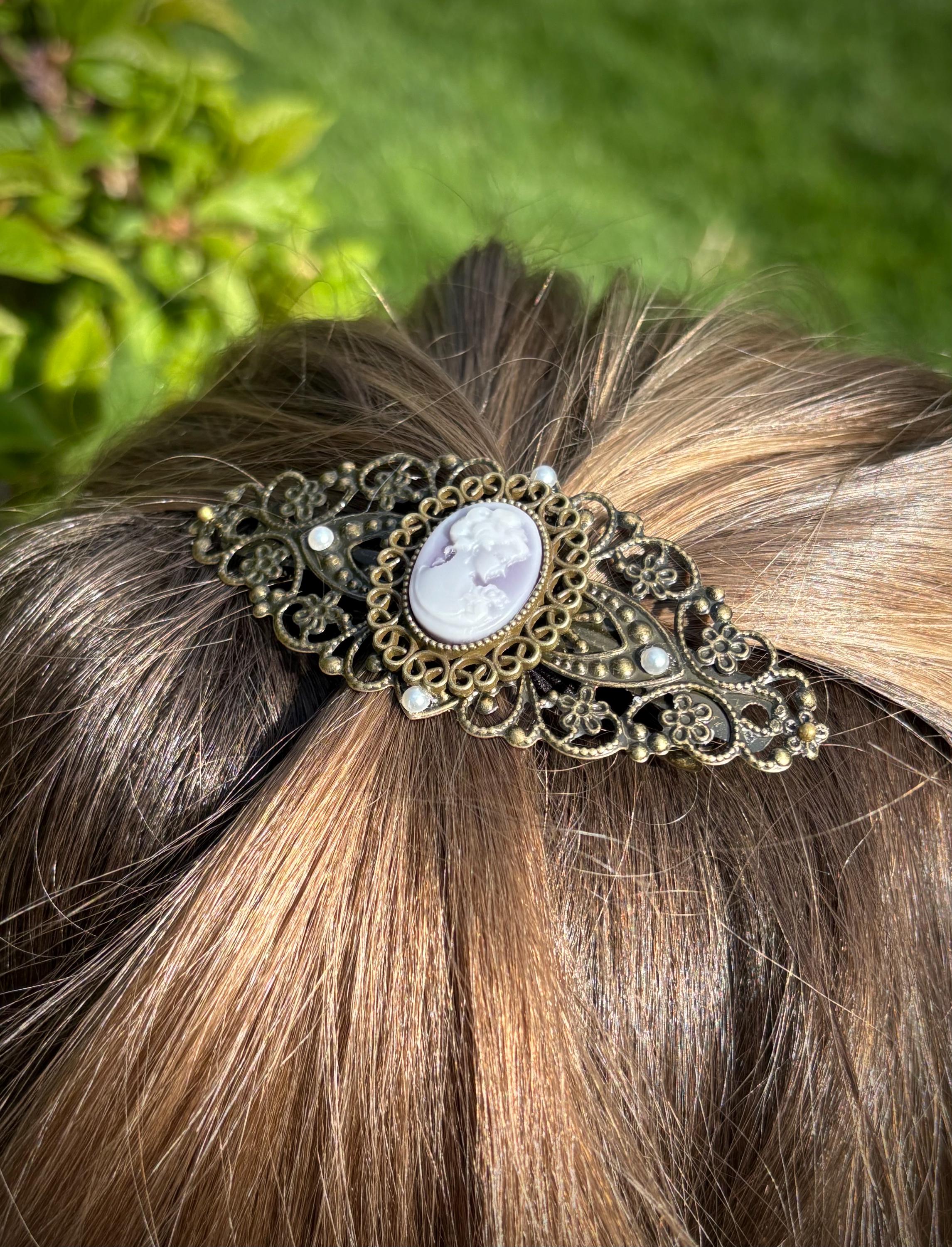 Vintage Gold Tone Cameo Hair Barrette Hair Jewelry, Vintage Hair Accessories | 1928 Jewelry – 1928  main image 4