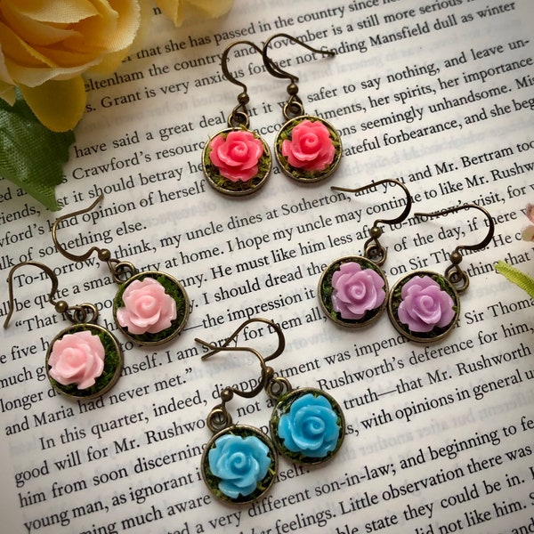 Rose and Moss Earrings, Nature Earrings, Flower Earrings, Spring Earrings, Green and Flower Earrings, Flower Dangle Earrings, Nature Lover