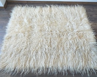 Natural Sheep Throw Blanket | Sheepskin Rug | Sheepskin Bed Throw | Scandinavian Throw