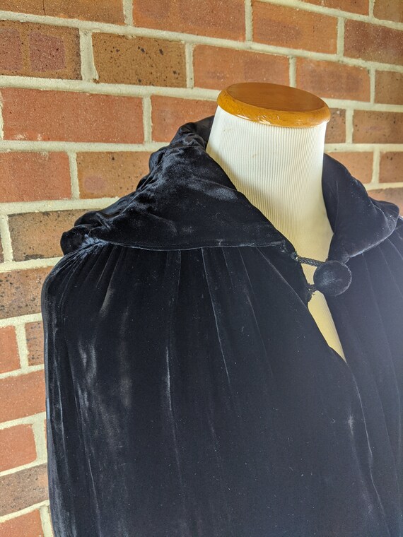 Velvet Cape Black Hooded