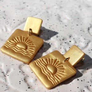 Sunset Earrings, summer times, summer vibes, beach lovers, Surf, sun, sand, happiness, Hawaii, Puerto Rico, Jewelry, Handmade earrings.