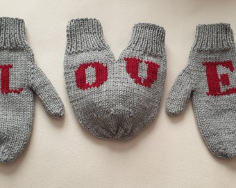 Couple Mittens Handmade in wool knitted with LOVE pattern in Grey,hand holding mittens for him and her, gift for winter wedding lovers