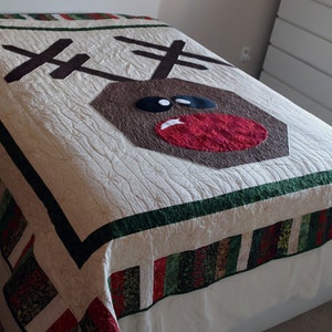 Rudolph the Reindeer Digital Quilt Pattern, 82&quot;x84&quot;, PDF Instant Download, step-by-step instructions