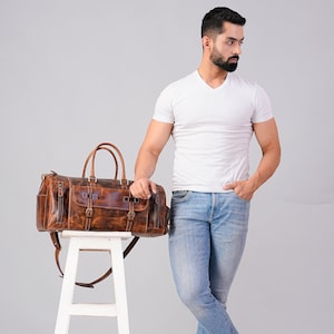 Personalized Leather Duffle Bag with Shoe Compartment Vacation Travel Duffel Bag Men’s Weekender Bag Carry-on Luggage Bag Gift for Groomsmen