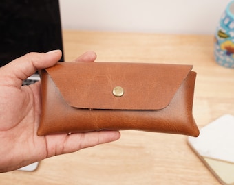 Personalisierte Leder Brillenetui Brillenetui Kundenspezifische Brillenfliegertasche mit hängenden Haken Brillenhülle