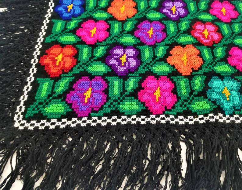 Embroidered Mexican Poncho, Mexican embroidery Poncho made by artisans, Floral Mexican Poncho image 8