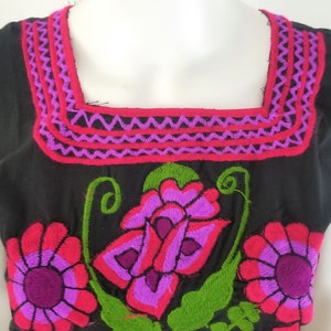 Embroidered Mexican Blouse, Floral Embroidered Blouse image 3