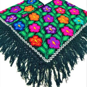 Embroidered Mexican Poncho, Mexican embroidery Poncho made by artisans, Floral Mexican Poncho image 7