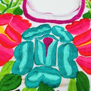 Embroidered Mexican Blouse, Oaxacan Embroidered Blouse image 6