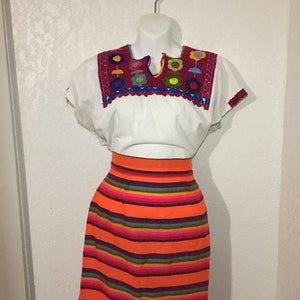 Falda típica mexicana