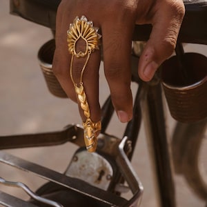 Shrikhand Ring/Full Finger Ring/925 Sterling Silver/Light weight/Designer/Handmade/Insect/one of a kind/Fierce/Punk/Feisty/Weapon/Kundan