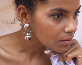 Trishul Jhumka/Aretes/Jhumka/Plata de ley 925/Oxidado/Pulido/Hecho a mano/Joyas/Diseñador/Regalo/Único/Hecho a mano/Joyas de plata