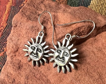 Pendants d'oreilles soleil en argent sterling | Boucles d'oreilles pendantes visage soleil en argent sterling