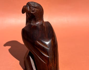 鷲 彫刻 アイアンウッド彫刻の鷲 | 木彫りの白頭鷲の像 - Etsy 日本