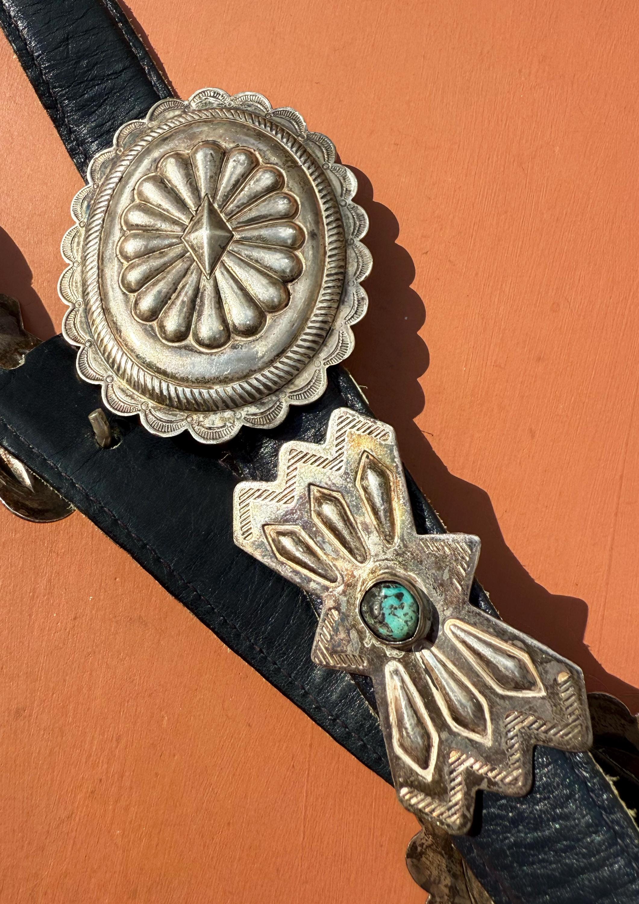 ナバホ族のコンチョベルト | ヴィンテージのネイティブアメリカン製