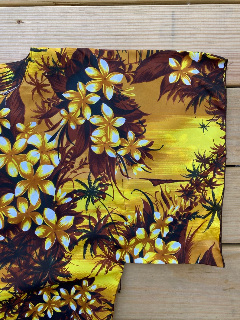 Boxy Hawaiian made brown and yellow plumeria floral print blouse Vintage kimono sleeve Aloha box top