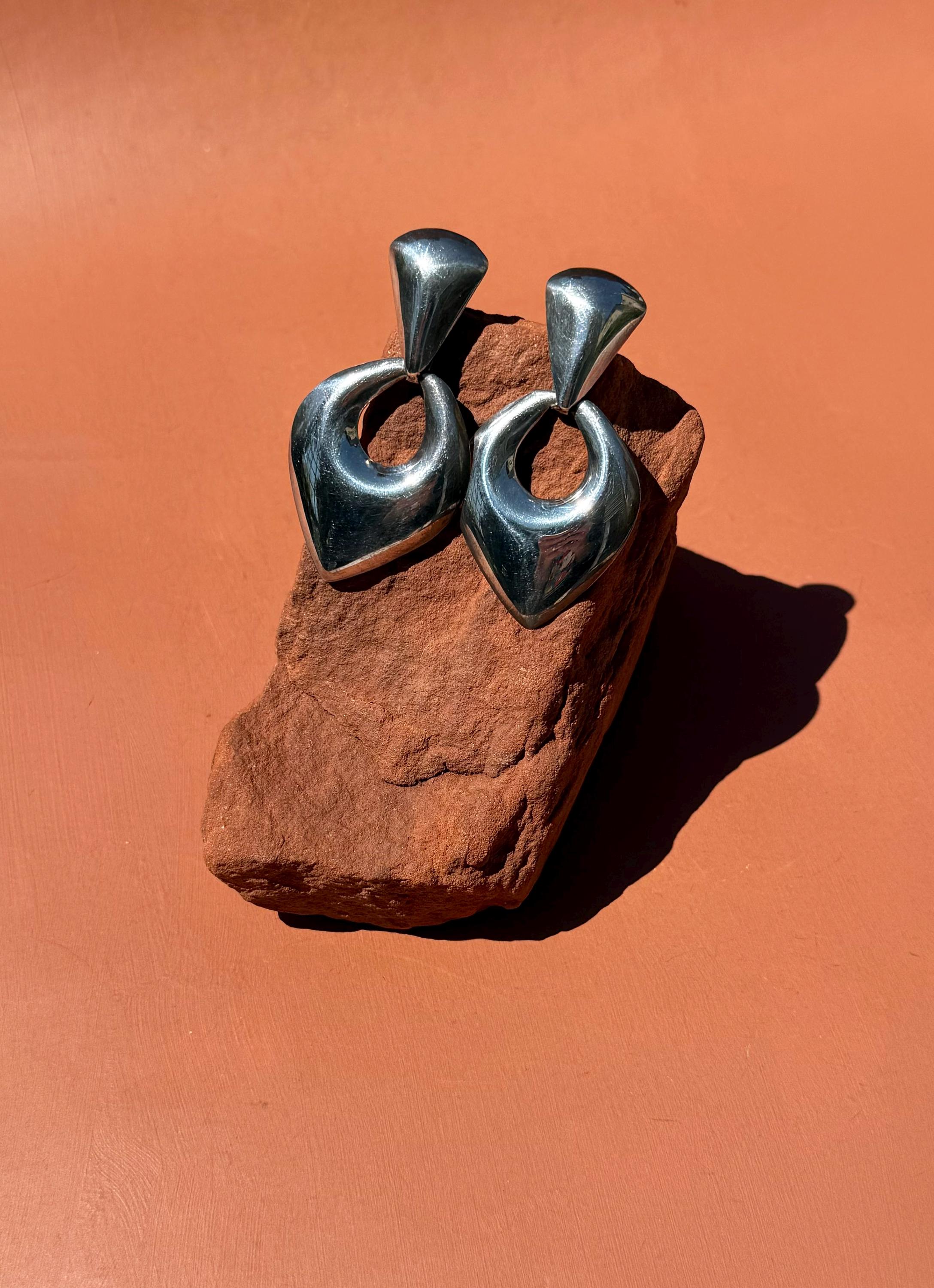 MenagerieVintageCo - Etsy