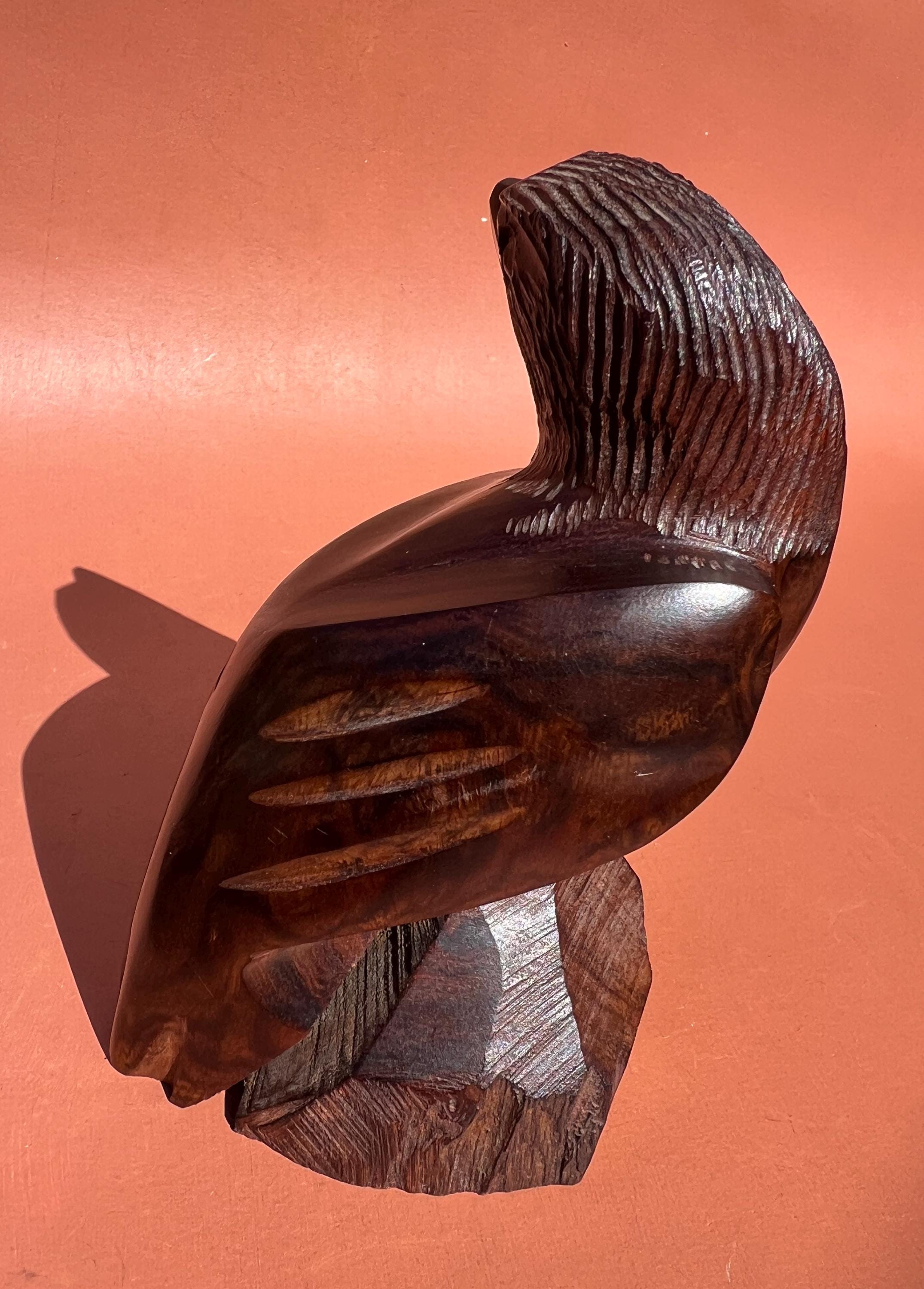 アイアンウッド彫刻の鷲 | 木彫りの白頭鷲の像 - Etsy 日本