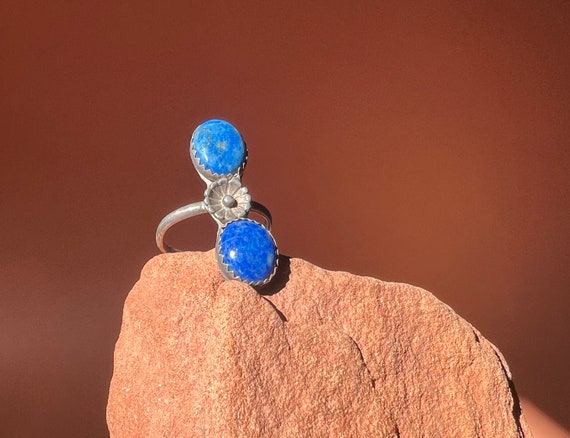 Native American Double Lapis Ring with Blossom De… - image 5