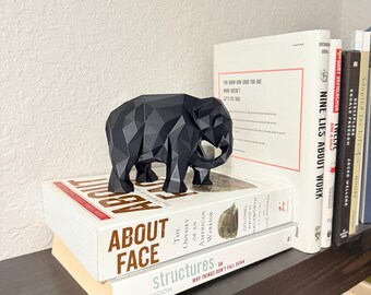 Low Polly olifant decor standbeeld, 3D-geprint met plastic