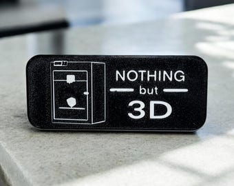 Aimant avec logo, imprimé en 3D avec du plastique