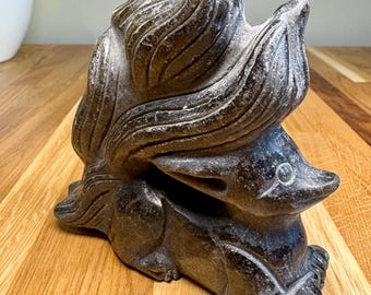 氷の黒曜石九尾狐クリスタル彫刻 - 天然クリスタル - 神話の生き物