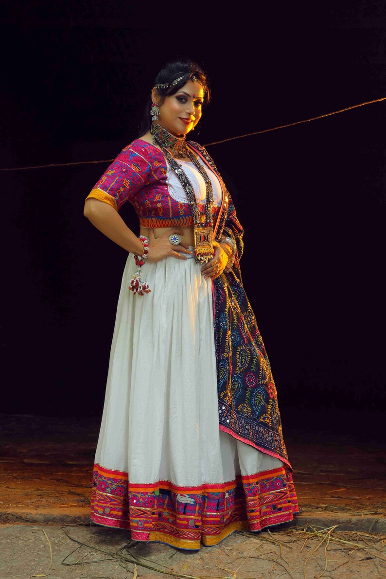 2019 Kutch Embroidered Chaniya Choli Gujarati Traditional Etsy