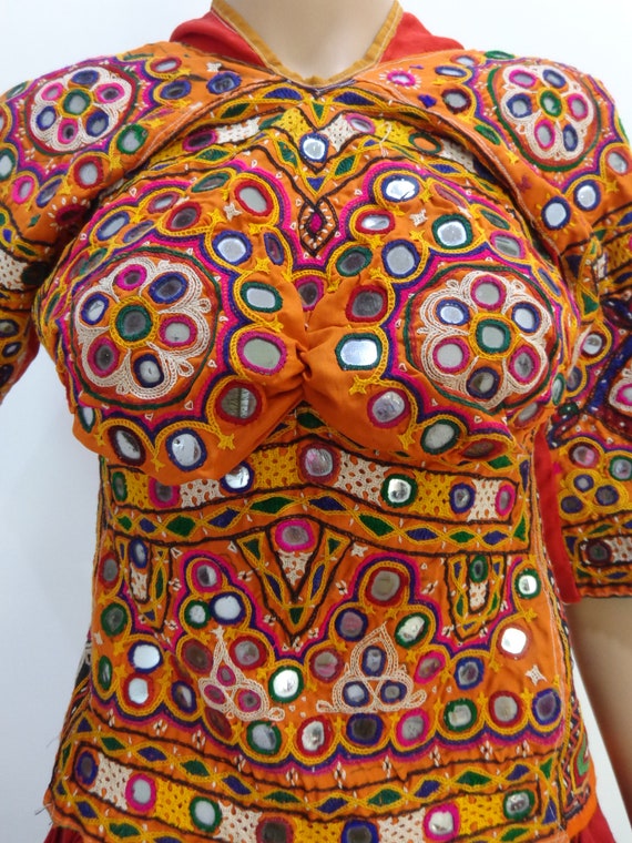 Backless Mirror Work Top Hippie Gypsy Gujarati Gamthi Blouse-Kutch Embroidery-Rabari Work Banjara Bohemian Women/'s Long Navratri Blouse