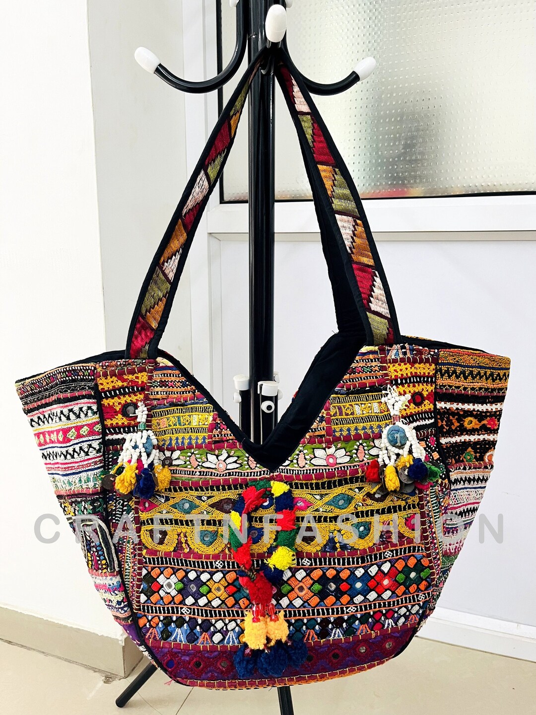 Women Tribal Banjara Bag Vintage Handmade Boho Bags Ladies Bag Embroidery  Shoulder Bag B