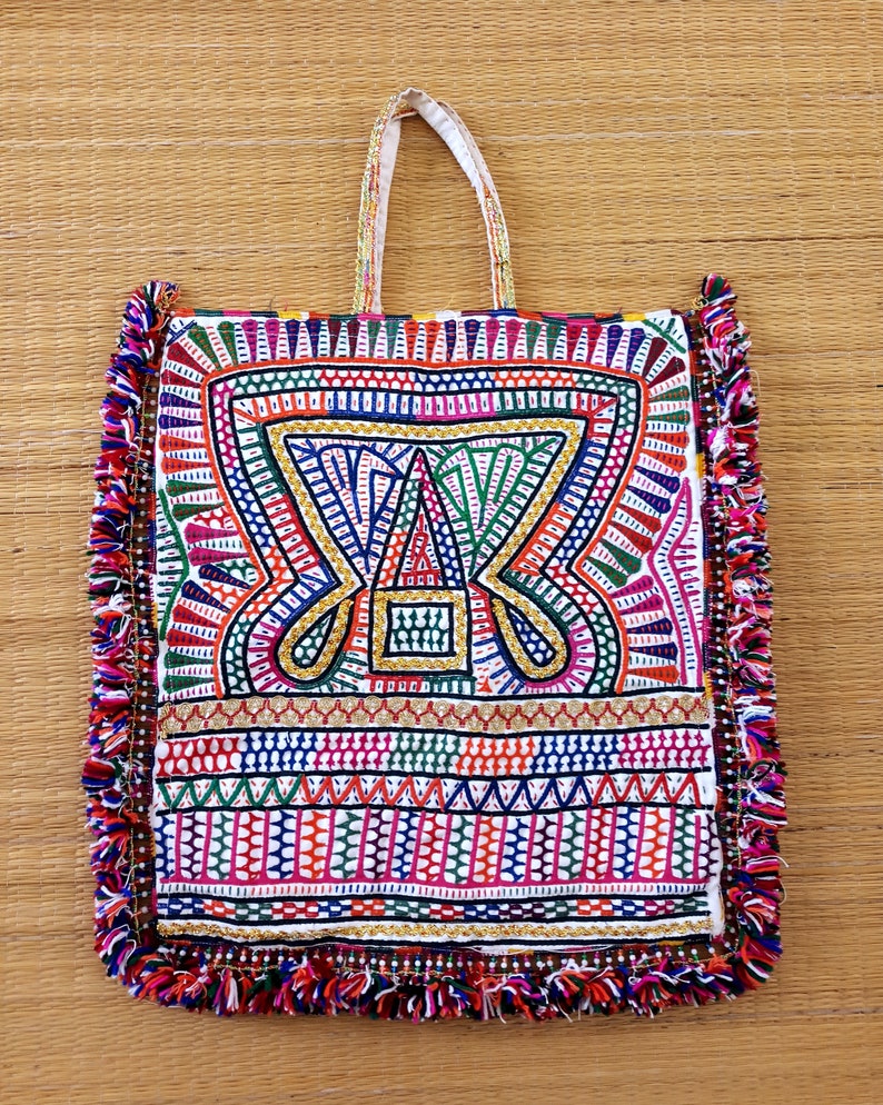 Kutchi Handcraft Vintage Theli Bag Vintage Traditional Indian Boho Hippie Embroidered Theli Bag Cotton Handmade Multicolored Banjara Bag