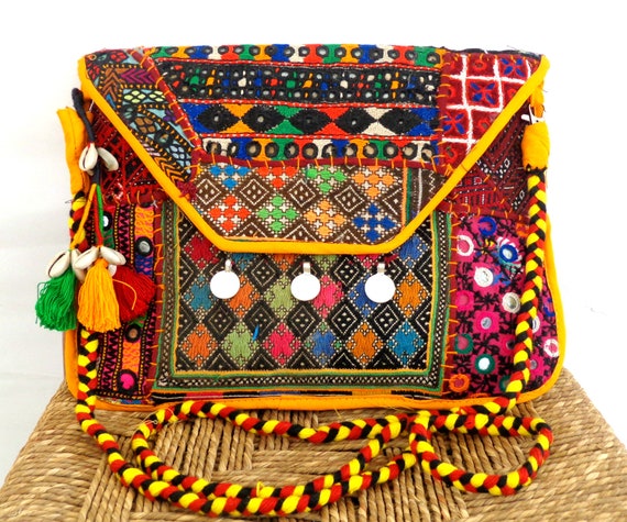 Cotton Embroidered Gujarati Traditional Clutch Purse - Girls Special at Rs  350 in Ahmedabad