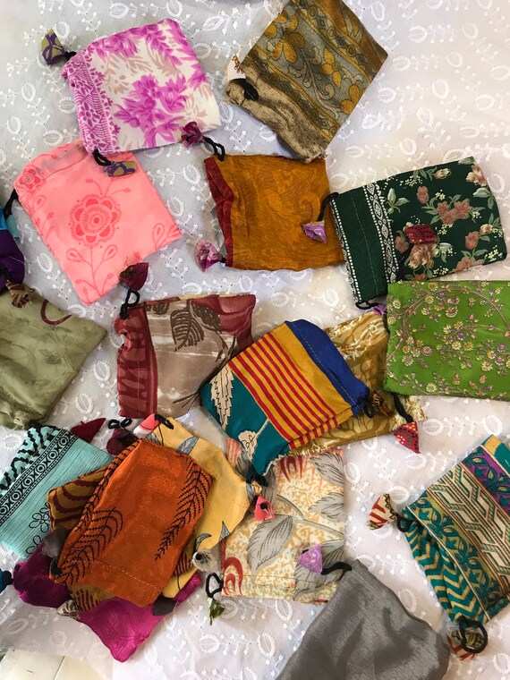 WHOLESALE LOT of Recycle Vintage Silk Sari Bags50 200wholesale Lot