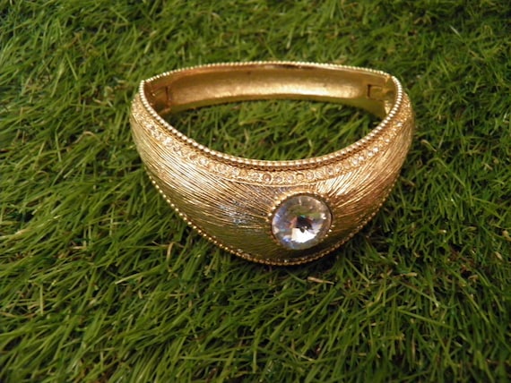 VINTAGE Golden zircon diadem style bracelet.
