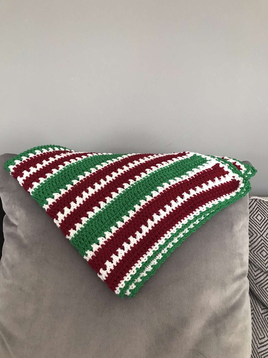 Christmas Kisses Blanket Pattern, Beginner Pattern, Easy Crochet