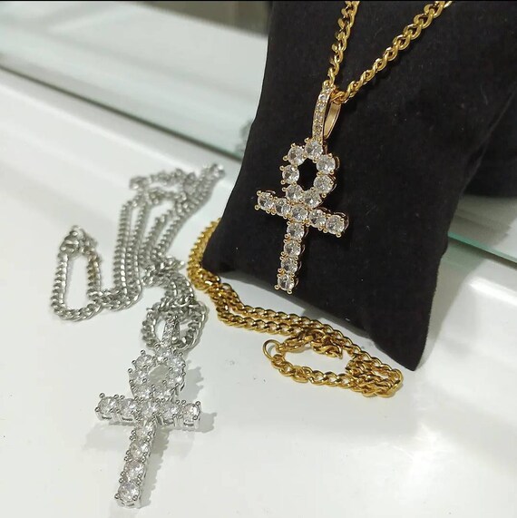 Icy hotsell chain pendants