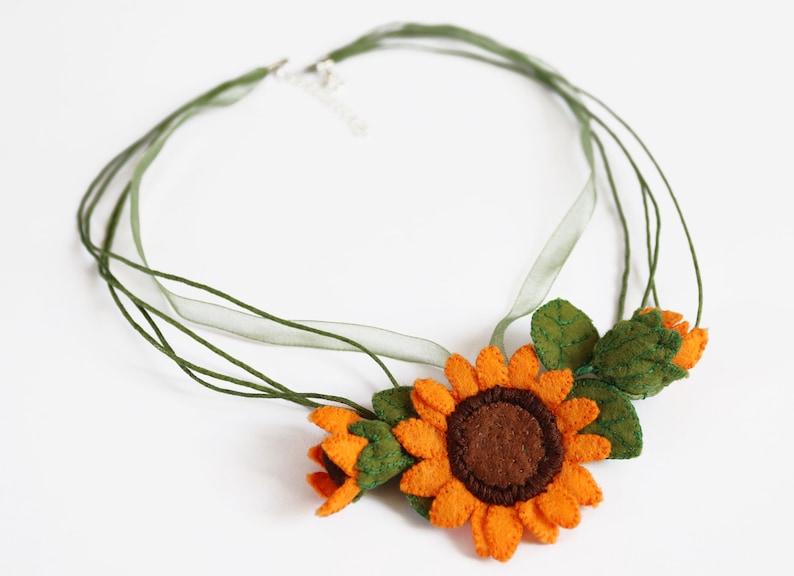 Necklace with Felt Sunflowers